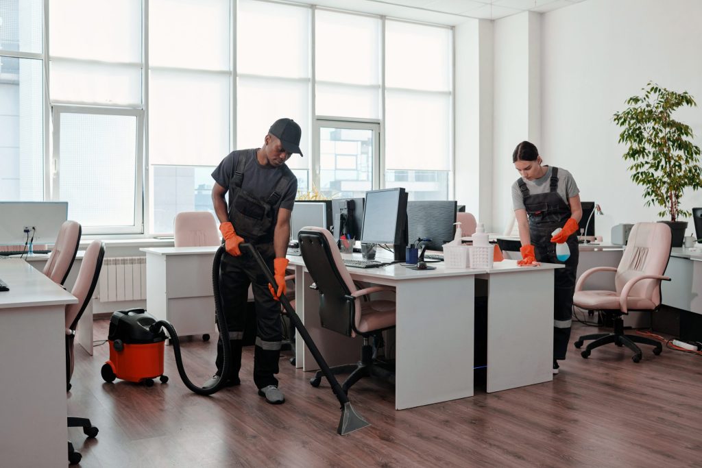 how can professional commercial cleaning services boost workplace efficiency scaled